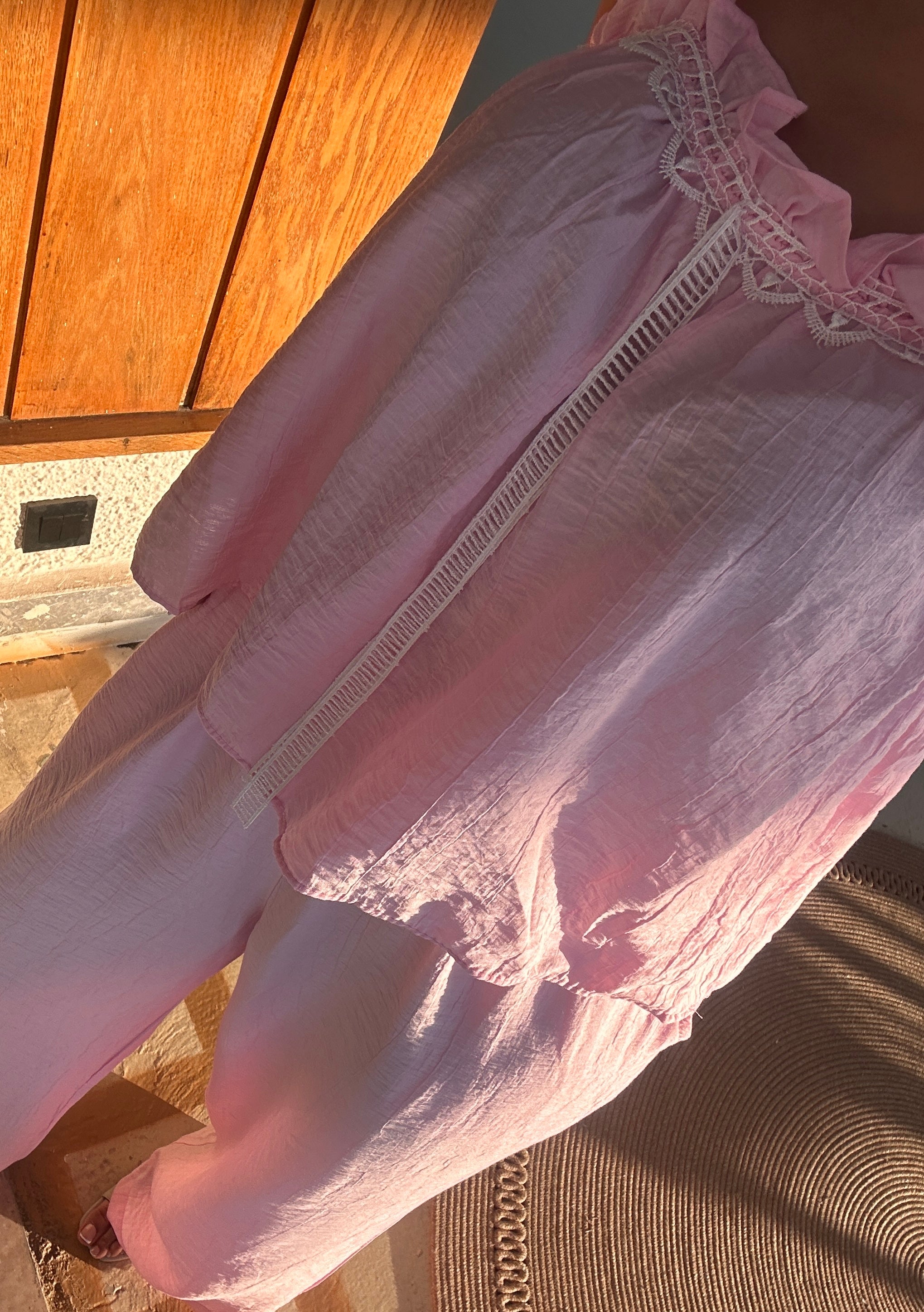 Pembe leyli takım