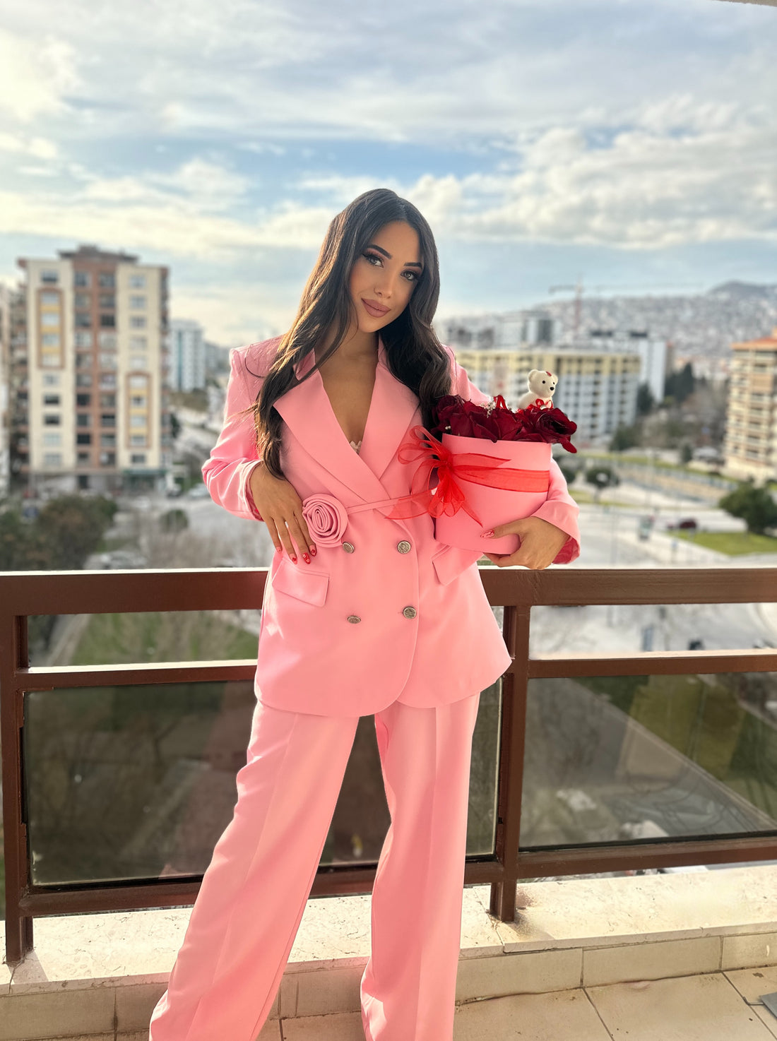 Lisa pembe takım