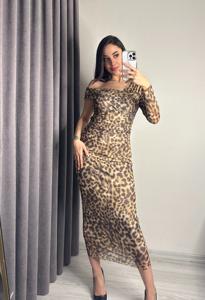 Leopar elbise